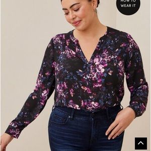 NWT size 1 torrid georgette top